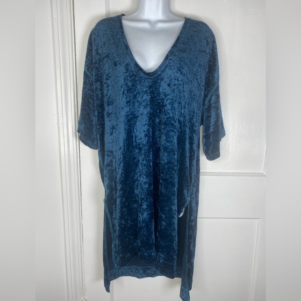 FREE PEOPLE We the Free Luxe Jewel Blue Velvet Tunic Top